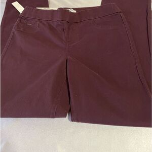 Nine West Heidi pull on pants, Burgandy, size 4, NWT, stretch, straight leg